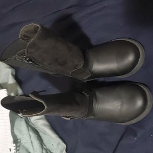 Girl's Tall Boots size 7
